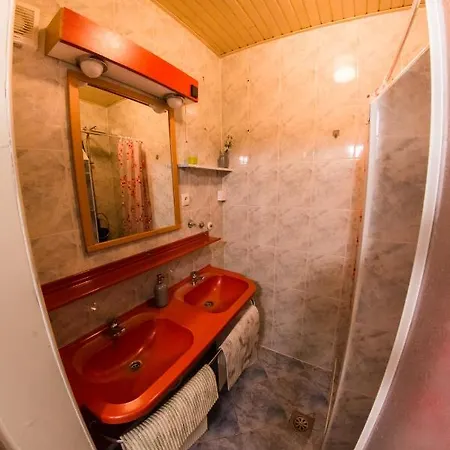 Red Star Vandrarhem